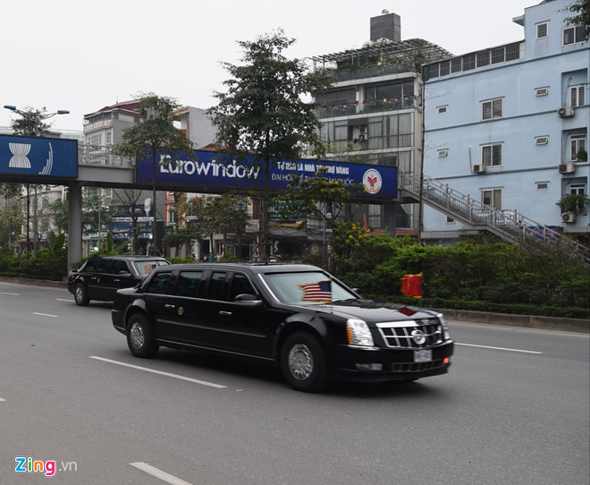 Tổng thống Trump lên Air Force One rời Nội Bài-12