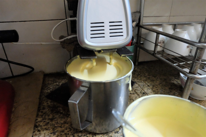 Chủ cafe Giảng: Khách đông khủng khiếp, không tính nổi bán bao nhiêu cốc đợt thượng đỉnh-8