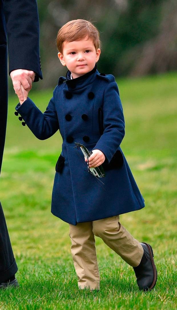 Sau quý tử út, đến lượt dàn cháu xinh như thiên thần của Tổng thống Trump gây sốt, nổi trội nhất là 3 đứa trẻ bên ngoại-20