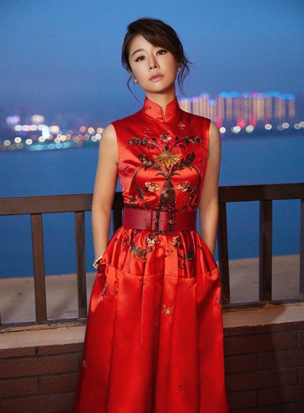 Bước sang tuổi 43, Lâm Tâm Như vẫn giữ dáng nuột nà nhờ những bí kíp này-8