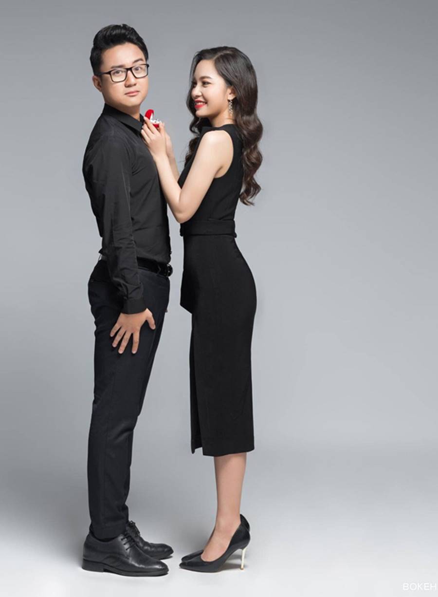 MC Cà phê sáng Dương Sơn Lâm tung ảnh cưới ngọt ngào với vợ 9X-2