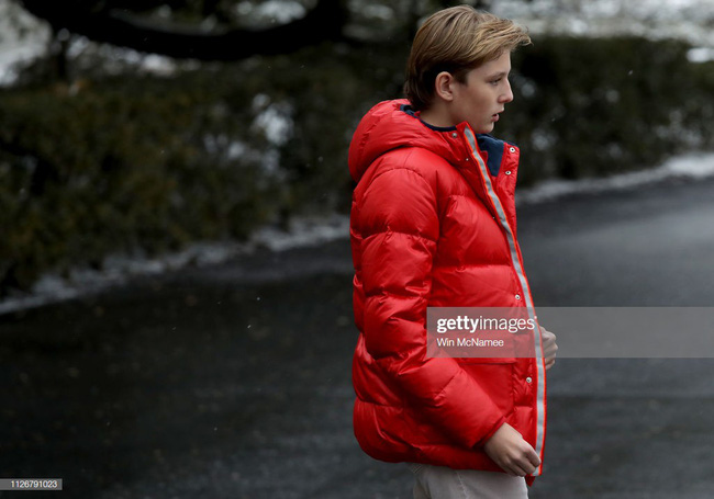 Cậu út” nhà Tổng thống Donald Trump: Vẻ ngoài sáng láng như tài tử, gu thời trang chỉn chu lịch lãm ngay từ khi còn nhỏ xíu-11