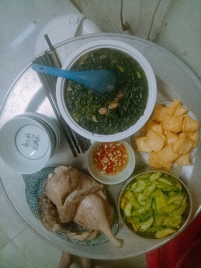 Mâm cơm được chồng khen nức nở lại bị chị em chê không tiếc lời, mẹ trẻ muối mặt khi biết lý do-2