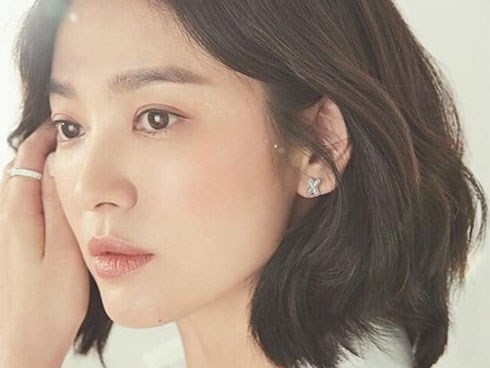 Bài phỏng vấn mới nhất của Song Hye Kyo giữa thời điểm 
