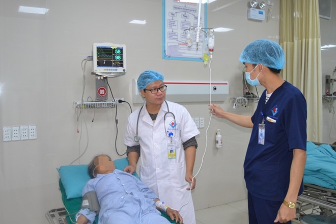 Ngộ độc thuốc tê, người phụ nữ 64 tuổi suýt chết-1