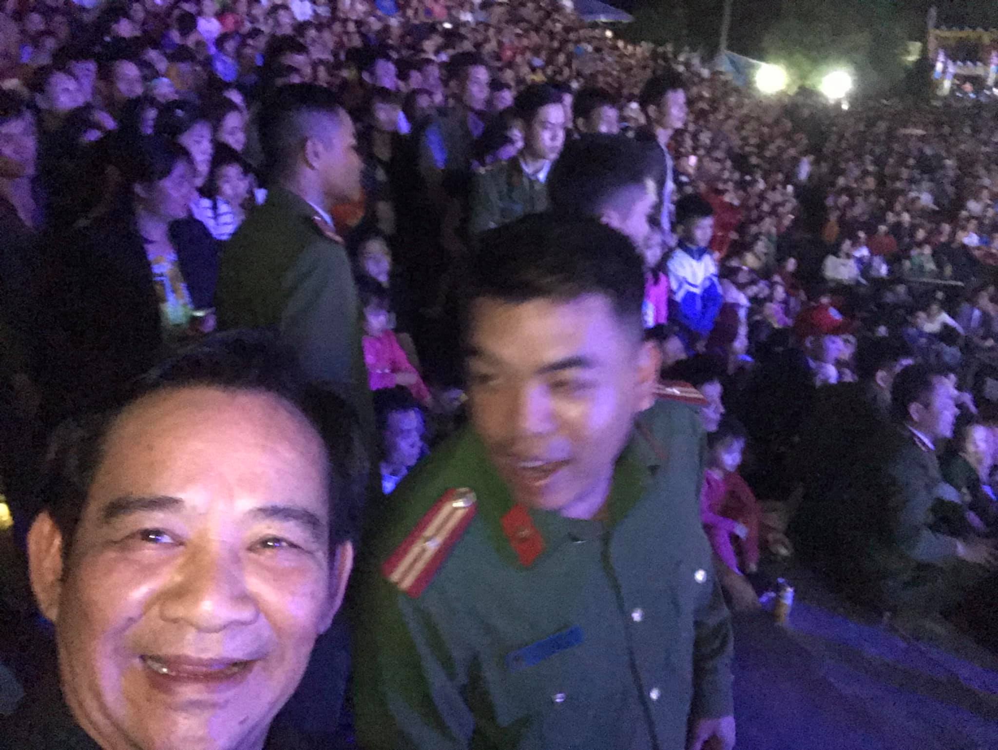 3 vạn dân Hải Phòng kéo tới xem, công an áp tải Quang Tèo đi bộ cả cây số-2