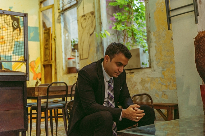 Ông xã Võ Hạ Trâm cực ngọt ngào khi lần đầu góp mặt trong MV của vợ-5