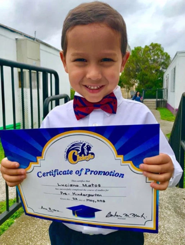 Sốc với cảnh bà mẹ ném con trai 5 tuổi từ tầng 5 xuống đất rồi sau đó nhảy lầu tự sát-1