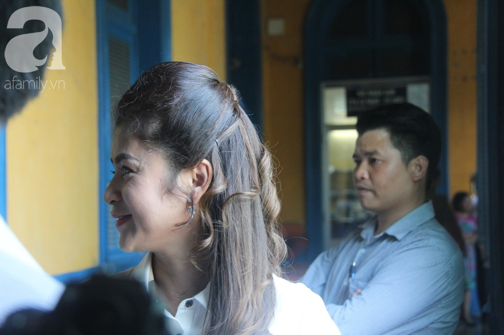Bà Lê Hoàng Diệp Thảo ngậm ngùi: Vì thương chồng mới đưa ông Vũ vào nhà thương điên-9