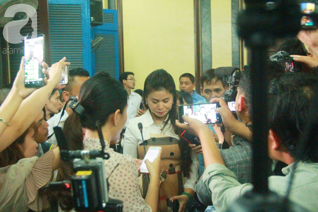 Bà Lê Hoàng Diệp Thảo ngậm ngùi: Vì thương chồng mới đưa ông Vũ vào nhà thương điên-6