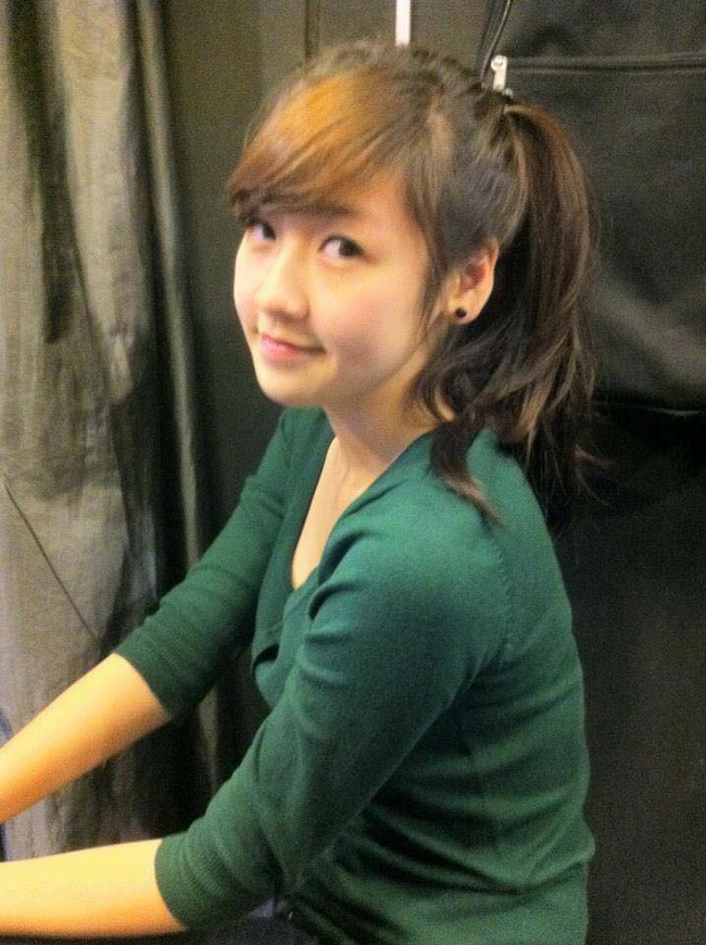 Xuất hiện khác lạ sau thời gian ở ẩn sinh con, Á hậu Tú Anh dính nghi án sửa mũi?-5