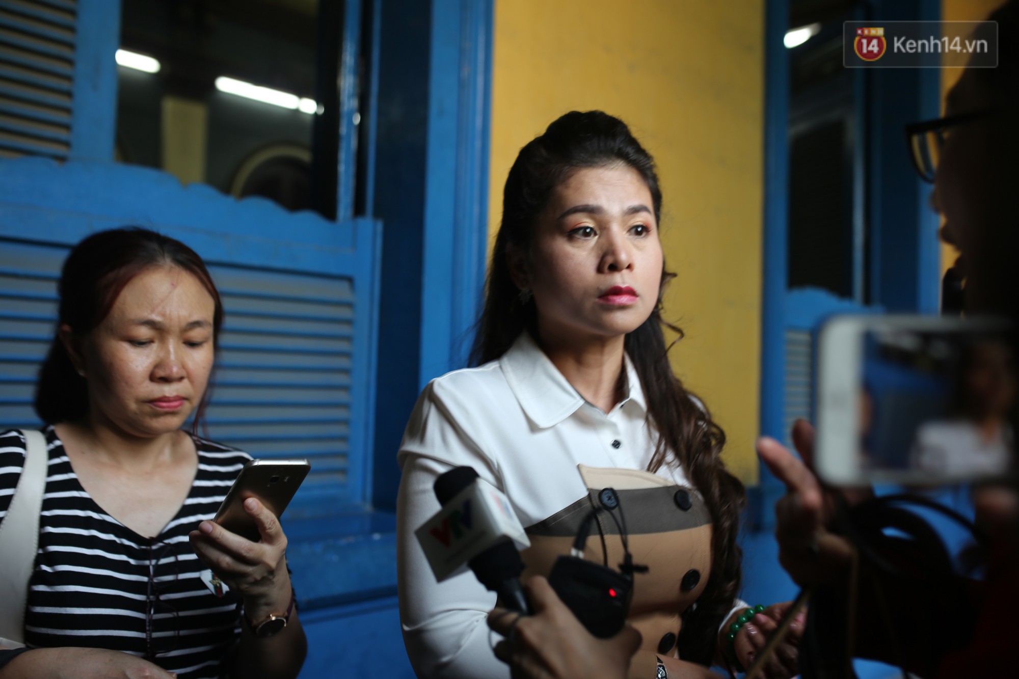 Ông Vũ trả lời câu hỏi Tiền nhiều để làm gì?: Làm từ thiện, giúp học sinh nghèo nuôi chí lớn!-4