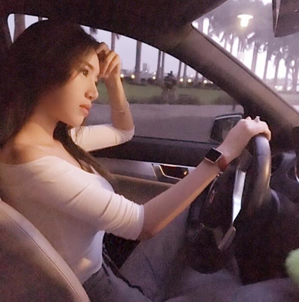 32 tuổi, Elly Trần sở hữu tài sản kếch xù, có cả nhà bên Mỹ-12