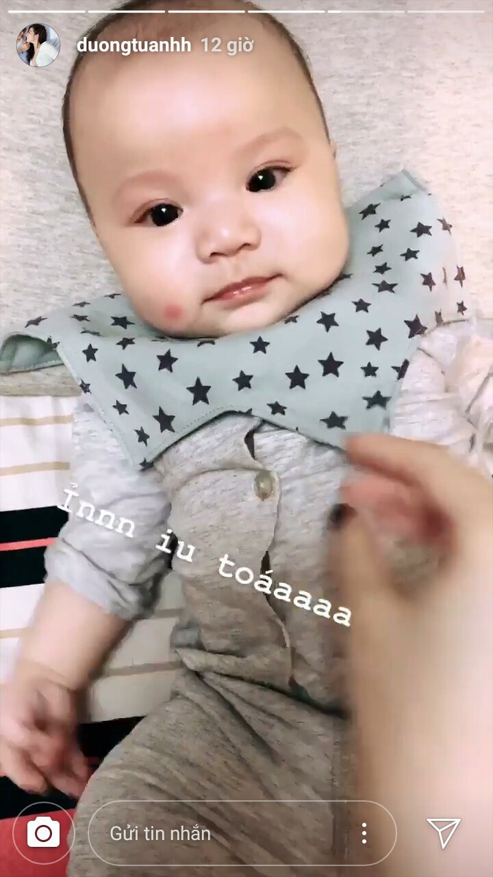 Dân mạng mừng rỡ vì ơn giời, Á hậu Tú Anh đã khoe con rồi và cái kết cực bất ngờ-1