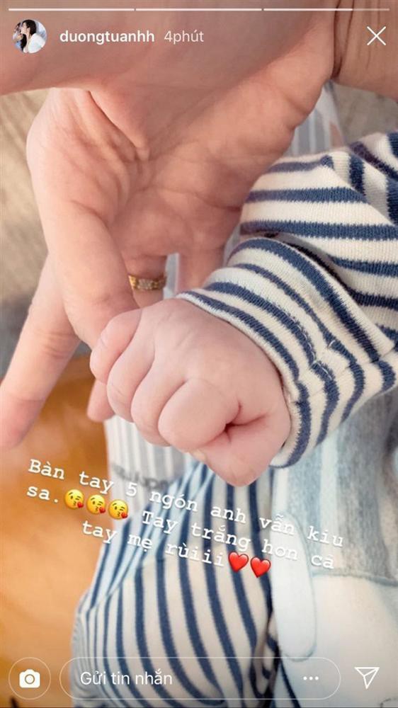 Dân mạng mừng rỡ vì ơn giời, Á hậu Tú Anh đã khoe con rồi và cái kết cực bất ngờ-6