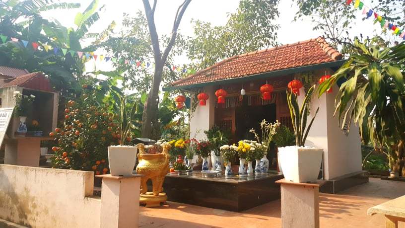 Sự thật lặng người về miếu Hai Cô ở bãi giữa sông Hồng-1