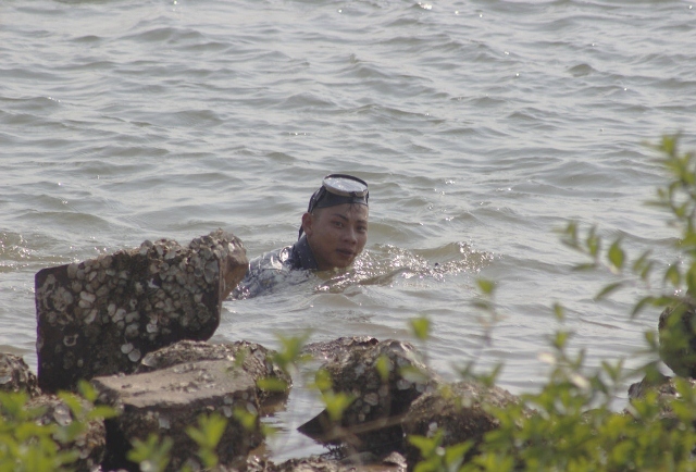 Săn thần dược tăng cường bản lĩnh đàn ông bên dòng sông Gianh-4