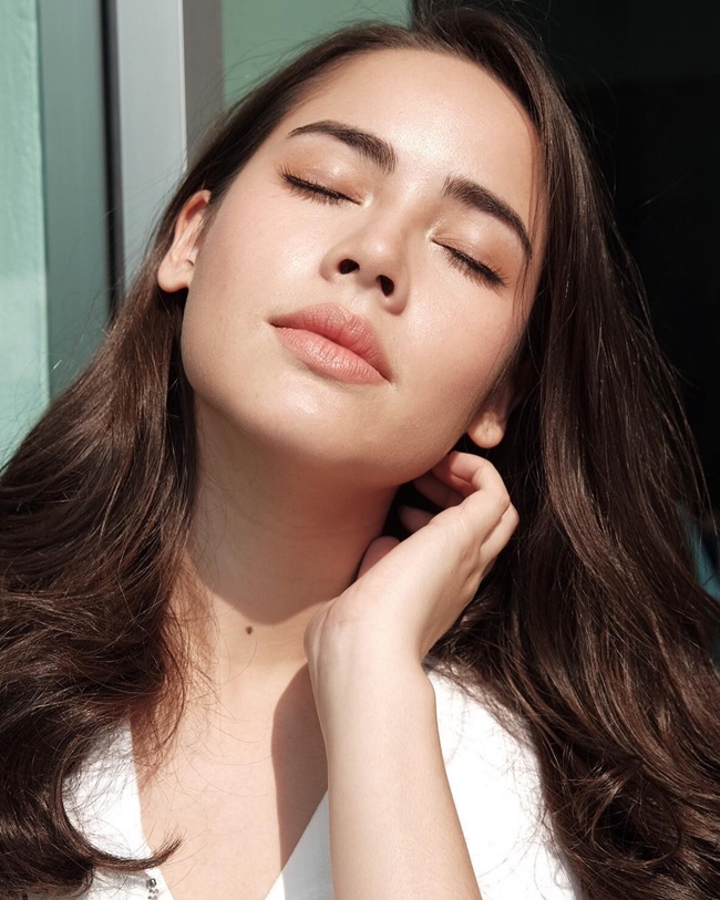 Chẳng những đàn ông mà phụ nữ cũng mê 3 bông hồng lai đẹp nhất Thái Lan-11