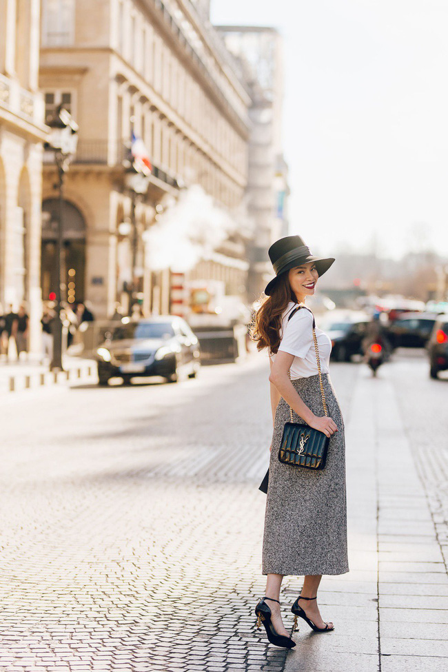 Bỏ quên nội y Hồ Ngọc Hà hóa quý cô sành điệu giữa đường phố Paris-10