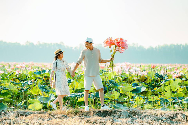 Đã lùng ra địa chỉ cánh đồng sen rộng bát ngát tại An Giang: Thiên đường sống ảo là đây chứ đâu nữa!-6