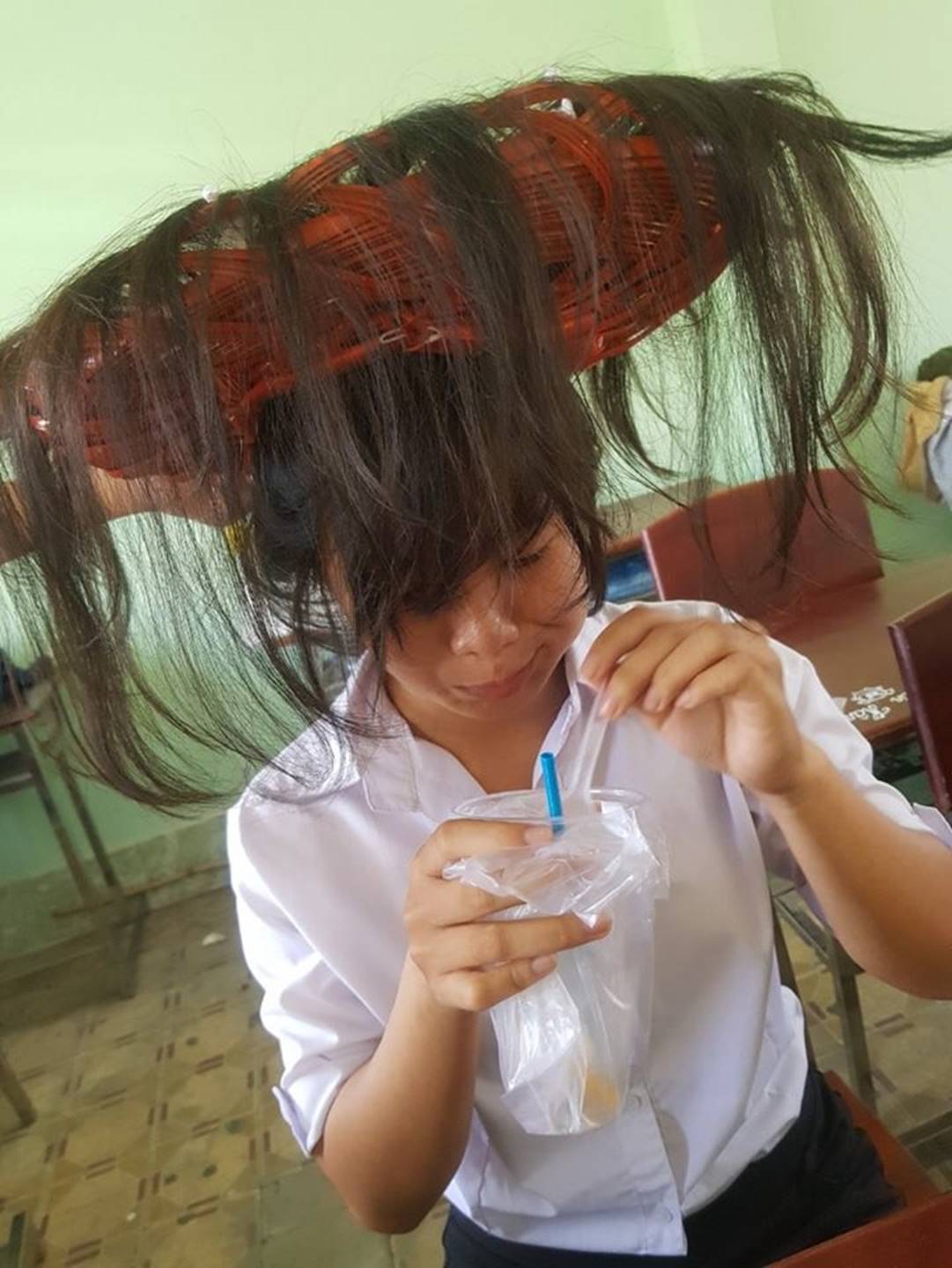 Những bức ảnh chứng minh lũ học trò mà lầy lội thứ 2 thì không ai dám nhận thứ nhất!-1