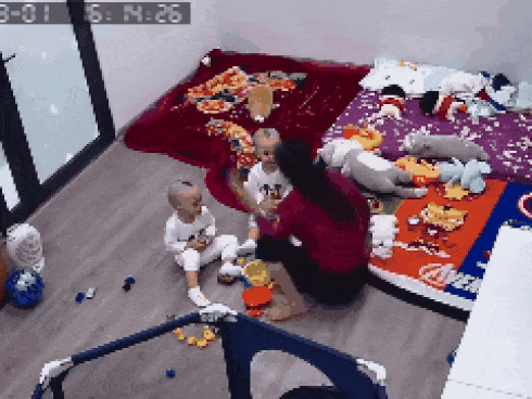 Vụ camera ghi lại cảnh giúp việc tát, quật ngã bé trai 2 tuổi ở Hà Nội: Tôi đối xử với bà ấy không thiếu thứ gì-6