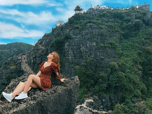 Thị phi thì mặc thị phi, bạn gái Quang Hải vẫn khiến nhiều người trầm trồ vì có ảnh độc chụp bên dàn trai đẹp-5