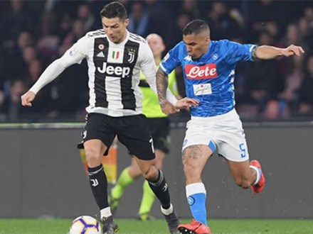 Napoli 1-2 Juventus: Ronaldo khiến thủ môn đối phương nhận thẻ đỏ