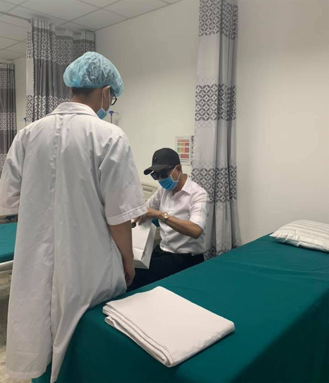 Hậu tin đồn chuyển giới ở tuổi 52, Long Nhật lần đầu lên tiếng-1