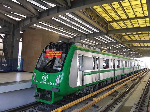 Giá vé đi tàu Cát Linh – Hà Đông cao nhất 200.000 đồng/người/tháng-1