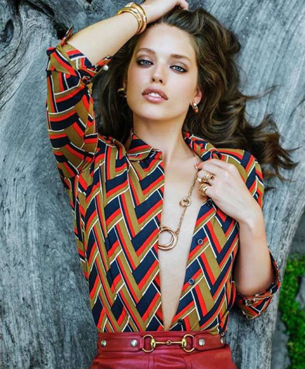 Nhan sắc nóng bỏng của chân dài làm náo loạn làng mẫu nội y thế giới-10