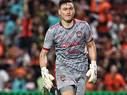 Dân mạng bênh vực Đặng Văn Lâm sau trận thua của Muangthong United