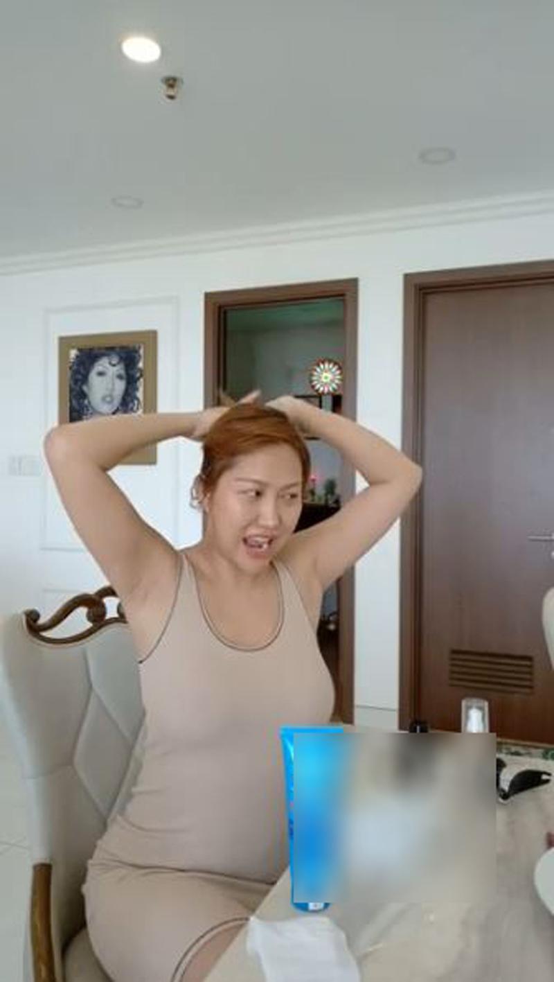 Dụi mắt 5-6 lần không nhận ra Phi Thanh Vân, nữ hoàng dao kéo xuống sắc đến mức này sao?-4