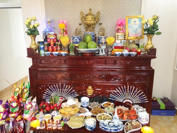 7x vào bếp làm 5 mâm cỗ nhoay nhoáy vài tiếng là xong, mâm nào cũng đầy ắp món ngon-3