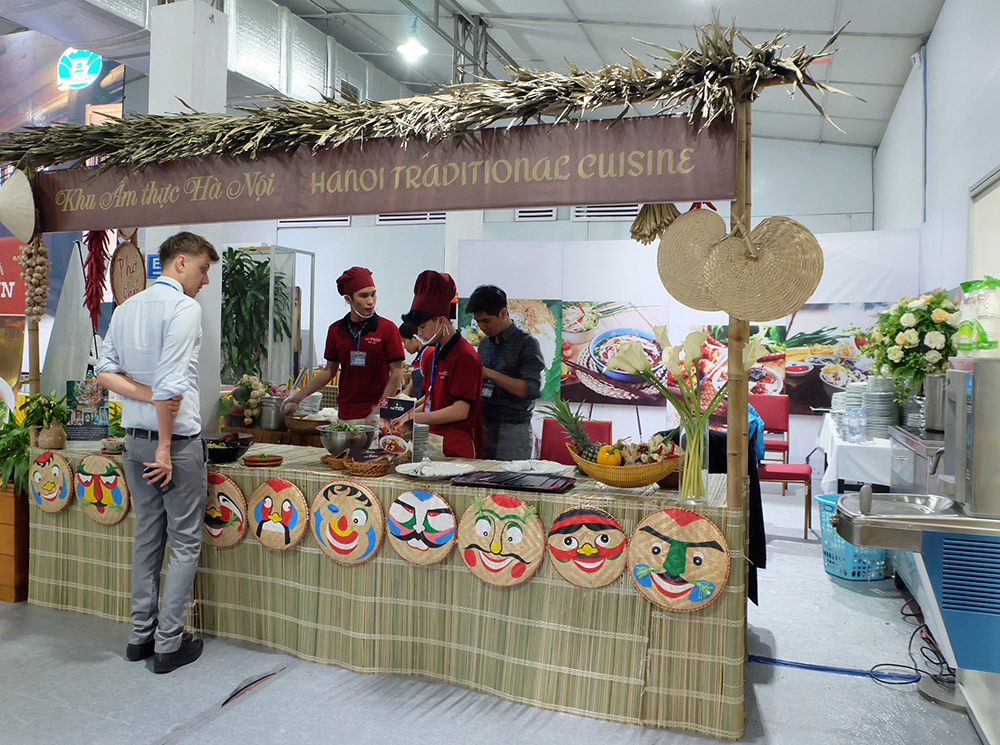 Thượng đỉnh Mỹ - Triều: Chủ hàng phở ngày ngủ 2 tiếng, thái thịt xuyên đêm-4