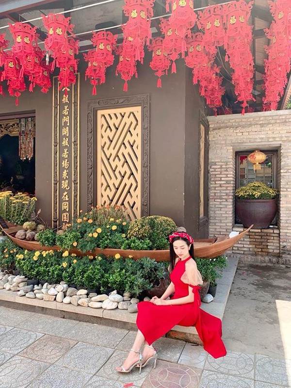 Á hậu Phương Nga và diễn viên Bình An tình tứ tập gym cùng nhau-6