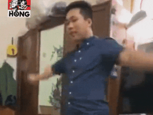 Nhà hàng Trung Quốc hút khách với điệu nhảy mì mê hoặc-1