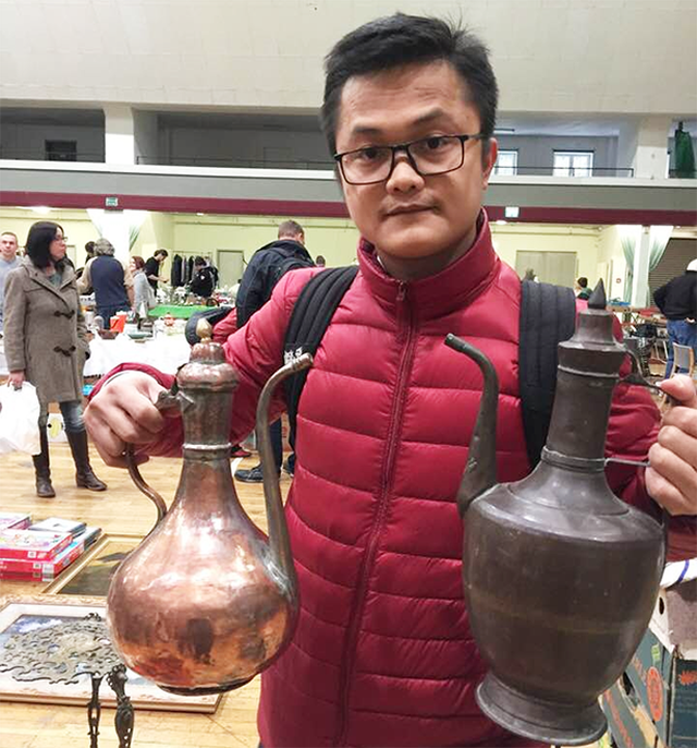 Buôn đồ cổ từ Châu Âu về Việt Nam: Bất ngờ với những món hàng độc-2