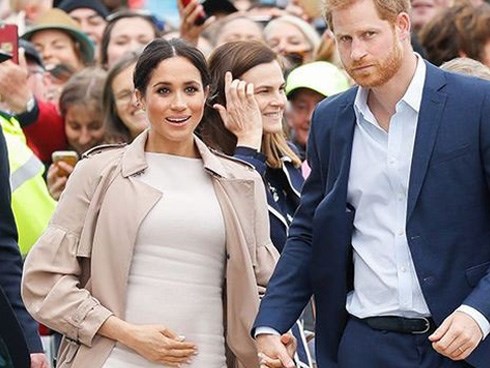 Người dùng mạng tranh luận việc Meghan vì yêu mà kết hôn với Hoàng tử Harry hay có sự toan tính nào khác?