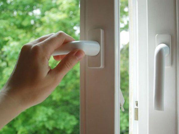 Mẹo cực hay giúp nhà cửa luôn khô ráo trong những ngày trời nồm ẩm-1