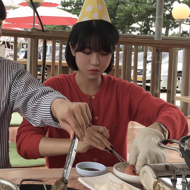 Đạo diễn Lê Hoàng xui hội mày râu: Đừng cam chịu, hãy vùng lên khởi nghĩa, biến ngày 8/3 thành ngày của chúng ta!-4