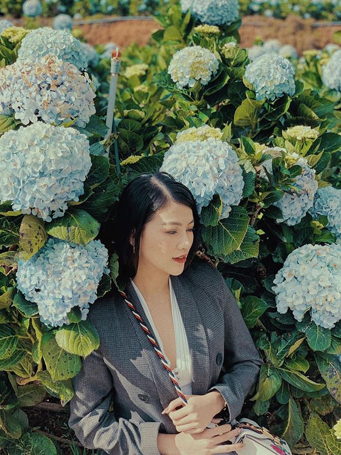 Tiểu Hoa hậu nhà Hà Kiều Anh xinh như thiên thần trình diễn áo dài-11