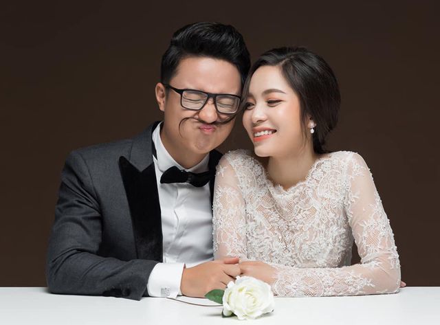 MC Chuyển động 24h nhắn bà xã ngay trong đám cưới: Sau này chúng ta đừng hỏi nhau kiếm tiền nhiều làm gì em nhé-1