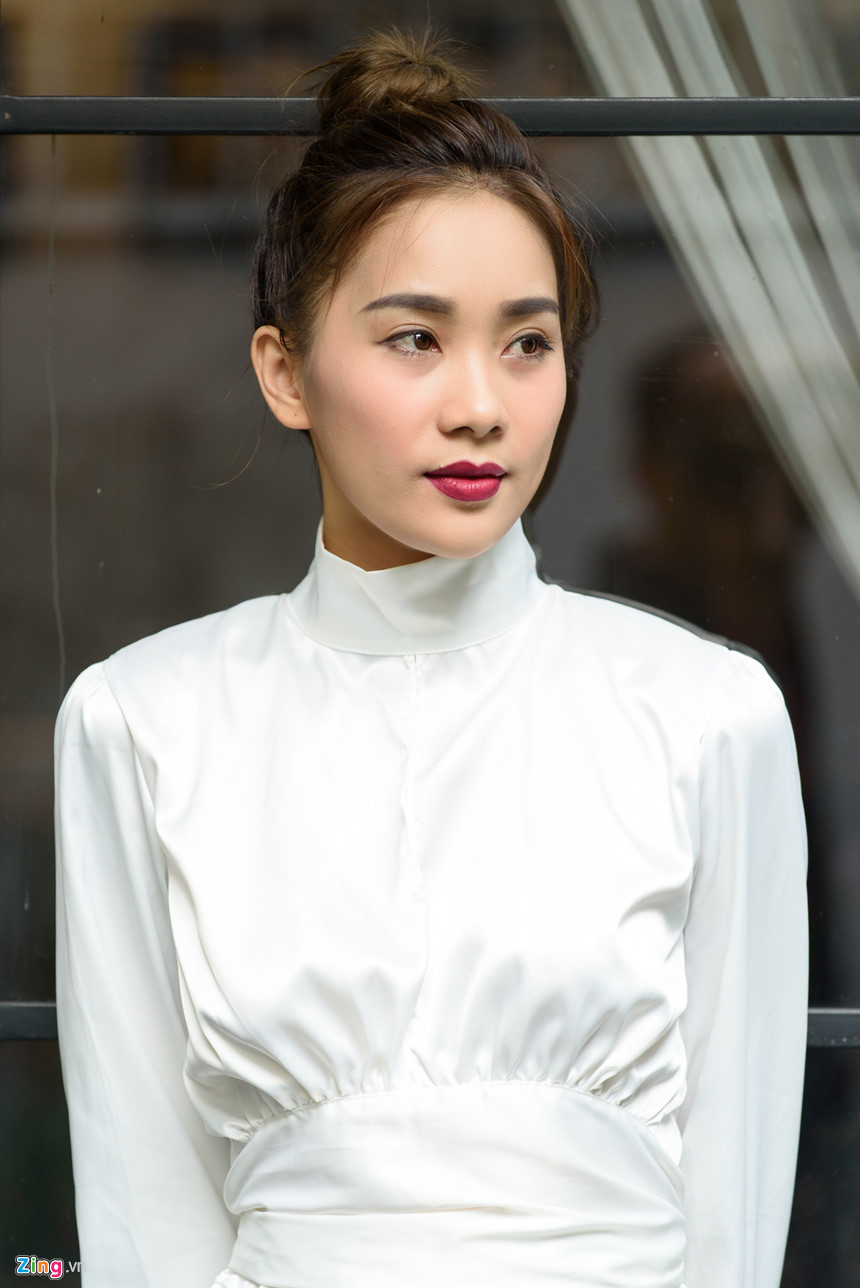 Phạm Lịch một năm sau vụ tố quấy rối: Xinh đẹp hơn và đã có bạn trai-11