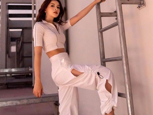 Chi Pu hé lộ hành trình giảm 3kg mỡ trong 3 tuần 'gắt' đến mức chửi cả PT, chỉ muốn tự sát vì quá mệt