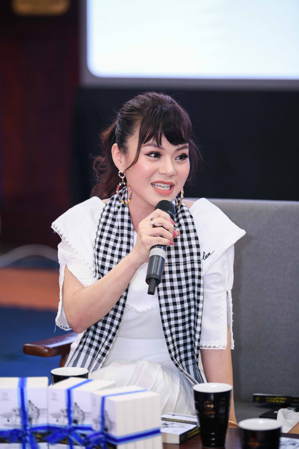 ‘Bảo bối’ vượt khó của Á hậu Mâu Thủy-3