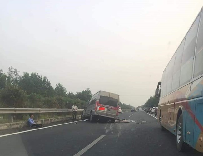 Vụ tai nạn trên cao tốc Pháp Vân - Cầu Giẽ: Xác định danh tính 2 nạn nhân tử vong thương tâm-1