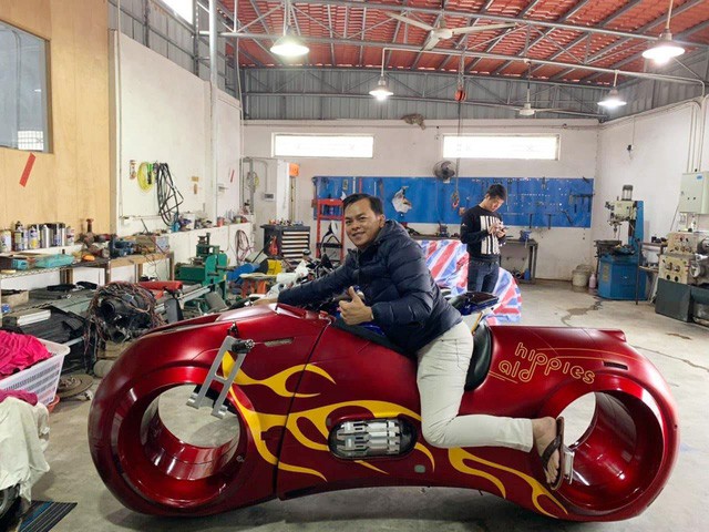 Bộ sưu tập mô tô tiền tỷ của người đàn ông đeo nhiều vàng nhất Việt Nam Phúc XO, dàn xe biển ngũ quỹ ít ai biết-1