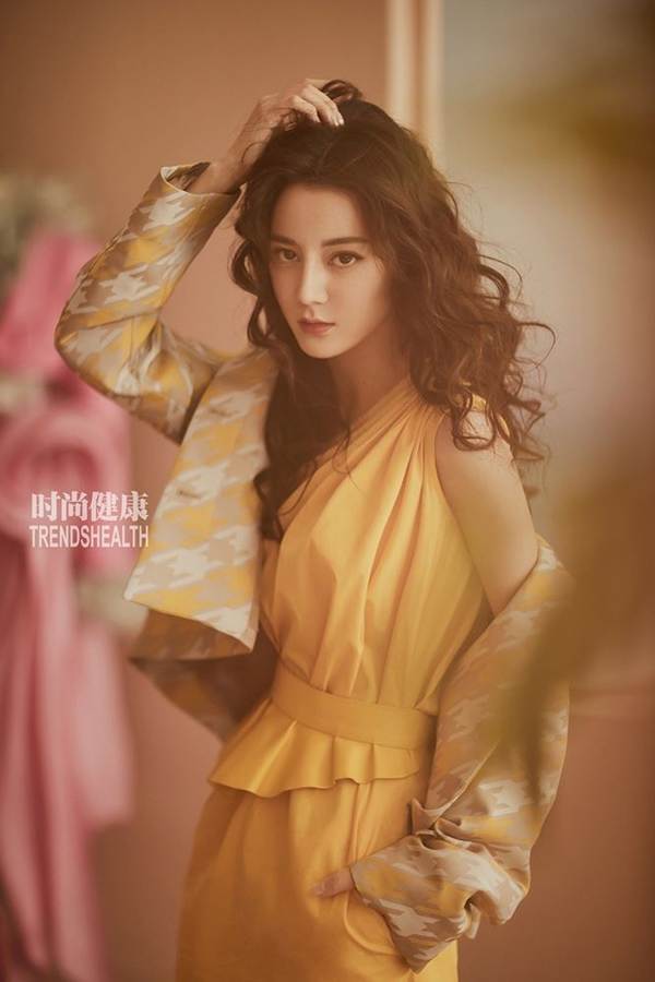 ‘Mỹ nhân Tân Cương’ Địch Lệ Nhiệt Ba đẹp không tì vết trên tạp chí-5