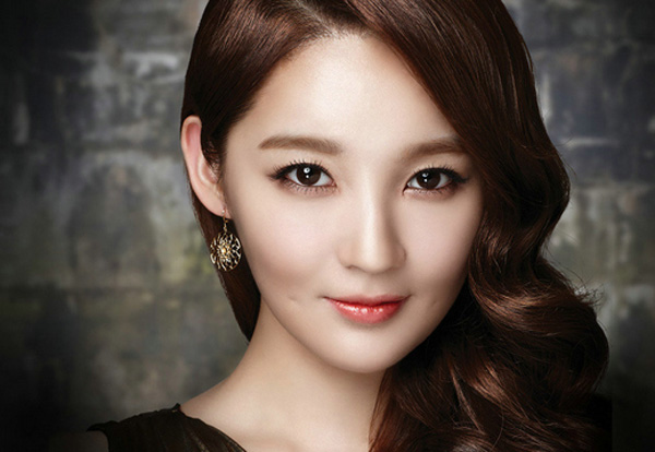 Phụ nữ có 6 nét tướng đại kỵ này chẳng khác nào thuyền nát lên thác, cố gắng mấy vẫn khổ cực-1